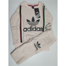 Sweatsuit Set: 5 Size: 8